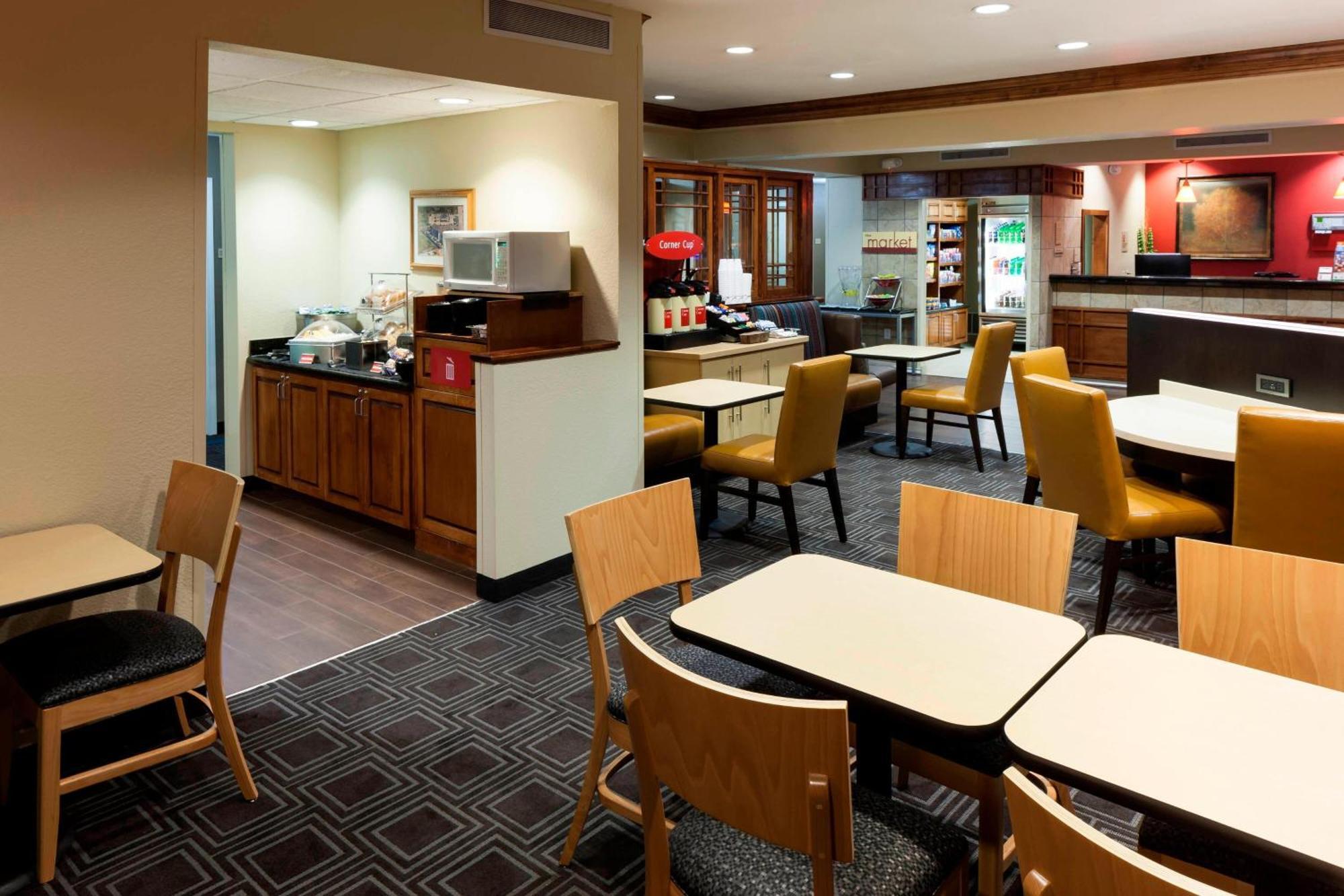 Towneplace Suites By Marriott Texarkana Bagian luar foto