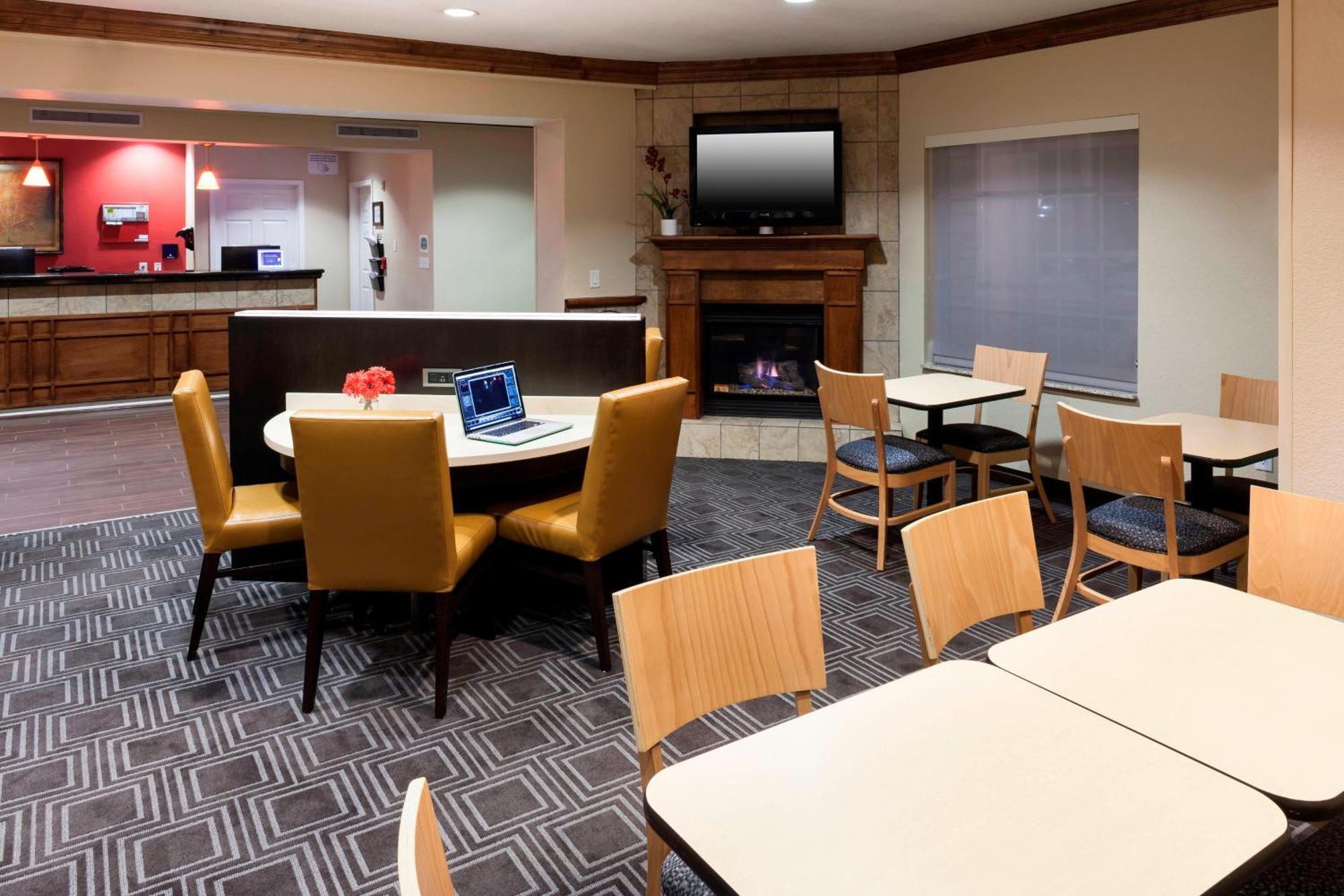 Towneplace Suites By Marriott Texarkana Bagian luar foto